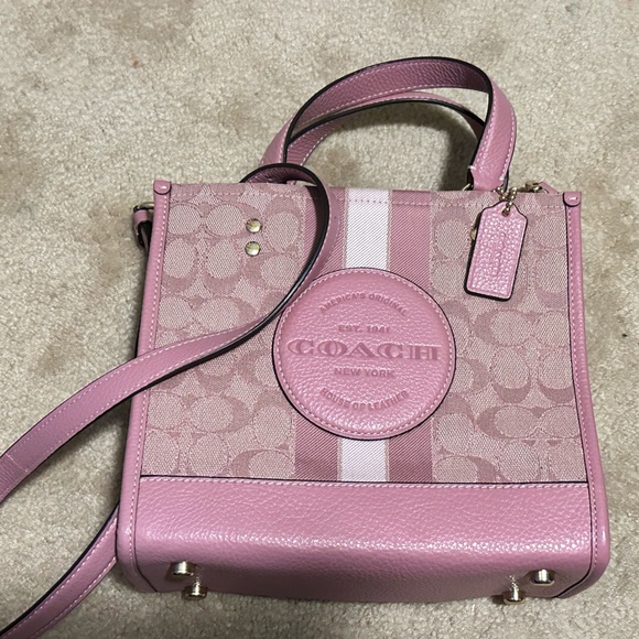 COACH Dempsey 22 mini tote - Picture 5 of 8